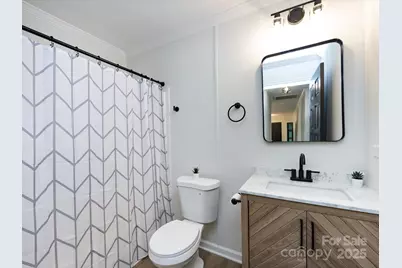907 E 4th Avenue, Gastonia, NC 28054 - Photo 32