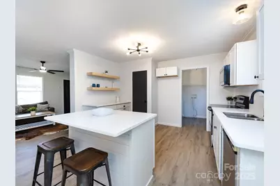 907 E 4th Avenue, Gastonia, NC 28054 - Photo 10