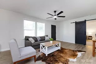 907 E 4th Ave, Gastonia, NC 28054 - Photo 8