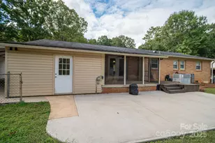 3508 Merry Oaks Ln, Dallas, NC 28034 - Photo 6