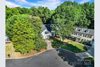 2804 Rosebay Court, Charlotte, NC 28210 - Photo 2