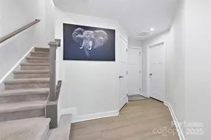 9226 Mallard Mls Dr, Charlotte, NC 28262 - Photo 4