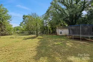 187 Oakridge Dr, Forest City, NC 28043 - Photo 8