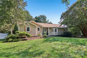 16 Amber Dr, Horse Shoe, NC 28742 - Photo 4