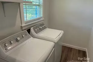 4333 Oak Forest Dr, Charlotte, NC 28215 - Photo 14