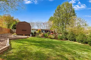 12 Timbers Edge Ln, Fairview, NC 28730 - Photo 6