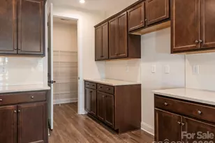 4423 Moxie Wy, Charlotte, NC 28215 - Photo 10