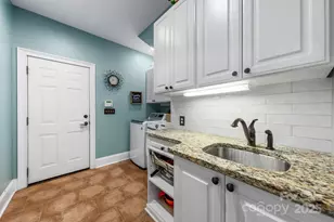 7919 Glen Abbey Cir, Stanley, NC 28164 - Photo 30