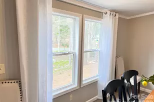 25 Overbrook Dr, Saluda, NC 28773 - Photo 4