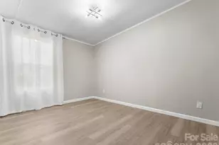 25 Overbrook Dr, Saluda, NC 28773 - Photo 28