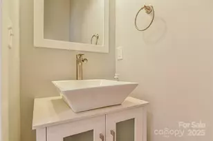 71 Crossings Cir, Fairview, NC 28730 - Photo 22