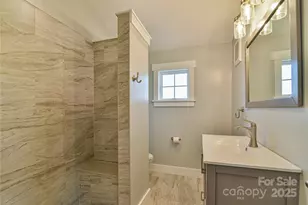 71 Crossings Cir, Fairview, NC 28730 - Photo 16