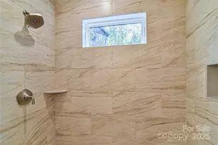 71 Crossings Cir, Fairview, NC 28730 - Photo 14