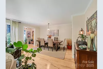 110 Aurora Drive, Asheville, NC 28805 - Photo 8