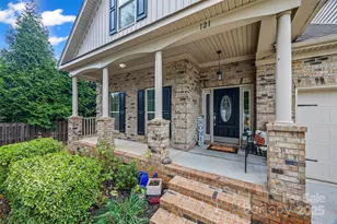 121 Misty Woods Dr, Clover, SC 29710 - Photo 2