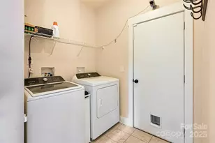 17 Teems Ln, Asheville, NC 28805 - Photo 36