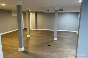 910 S Spencer Ave, Spencer, NC 28159 - Photo 16