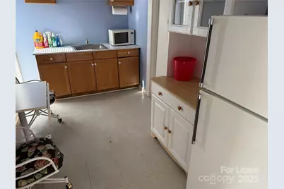 233 Davie Avenue, Statesville, NC 28677 - Photo 10