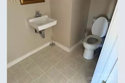 233 Davie Avenue, Statesville, NC 28677 - Photo 18