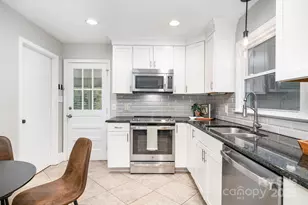 931 Hickory Nut St, Charlotte, NC 28205 - Photo 8