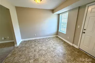 6903 Seney Dr, Charlotte, NC 28214 - Photo 10