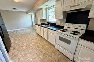 6903 Seney Dr, Charlotte, NC 28214 - Photo 8