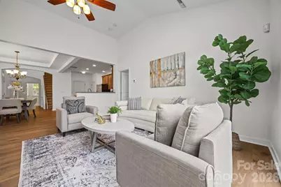 11022 Lucky Horseshoe Lane, Charlotte, NC 28277 - Photo 2