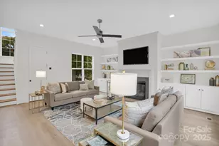 4918 Buckingham Dr, Charlotte, NC 28209 - Photo 18