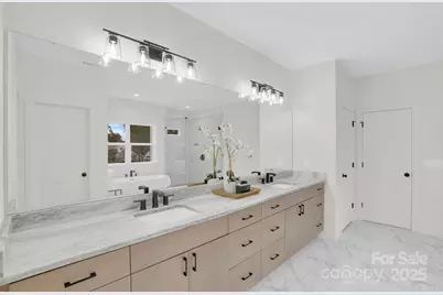 4918 Buckingham Drive, Charlotte, NC 28209 - Photo 24