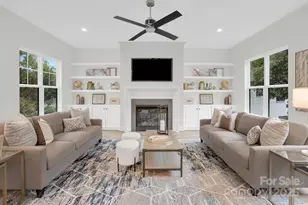 4918 Buckingham Dr, Charlotte, NC 28209 - Photo 16