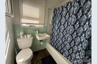 71 Maple Street, Clyde, NC 28721 - Photo 14