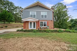 801 N Grove St, Lincolnton, NC 28092 - Photo 2