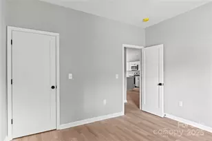 909 Roosevelt St, Winston Salem, NC 27105 - Photo 14
