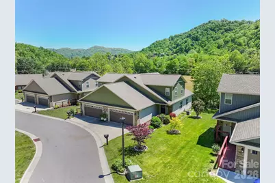 254 February Lane, Waynesville, NC 28785 - Photo 2