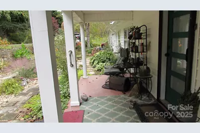 524 Clear Creek Road, Burnsville, NC 28714 - Photo 6