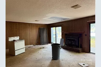 2824 W Black Creek Road, Florence, SC 29501 - Photo 24