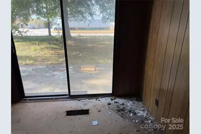 2824 W Black Creek Road, Florence, SC 29501 - Photo 32