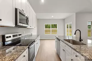 4008 Bolo Dr, Charlotte, NC 28215 - Photo 8