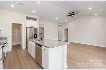 4013 Bolo Drive, Charlotte, NC 28215 - Photo 10