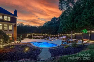 555 19th Ave Ln NW, Hickory, NC 28601 - Photo 2