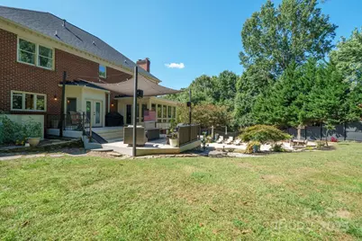 555 19th Avenue Lane NW, Hickory, NC 28601 - Photo 38