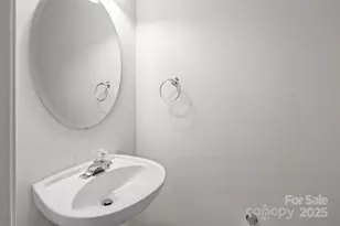 8200 Kerrybrook Cir, Charlotte, NC 28214 - Photo 32