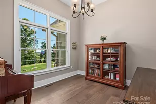 390 Dancing Bear Dr, Hendersonville, NC 28739 - Photo 18