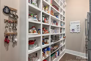 390 Dancing Bear Dr, Hendersonville, NC 28739 - Photo 16