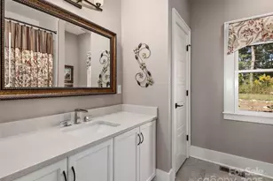 390 Dancing Bear Dr, Hendersonville, NC 28739 - Photo 14