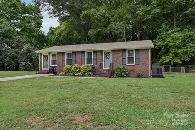 3808 Seaforth Drive, Charlotte, NC 28205 - Photo 6