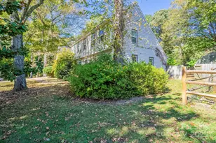 7208 Applecross Ln, Charlotte, NC 28215 - Photo 12