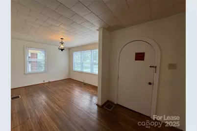 730 E Iredell Avenue, Mooresville, NC 28115 - Photo 6