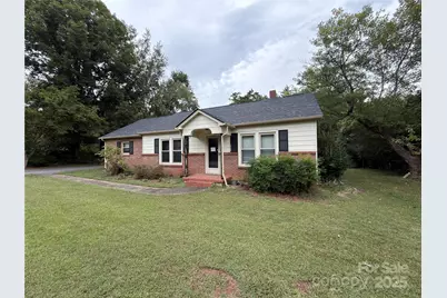 206 11th Street NE, Hildebran, NC 28637 - Photo 2