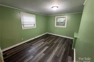 206 11th St N E, Hildebran, NC 28637 - Photo 22